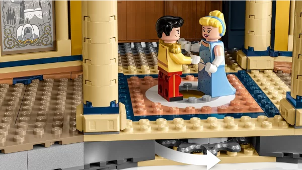 LEGO NEW DISNEY CASTLE 100 YEAR ANNIVERSARY - Image 11